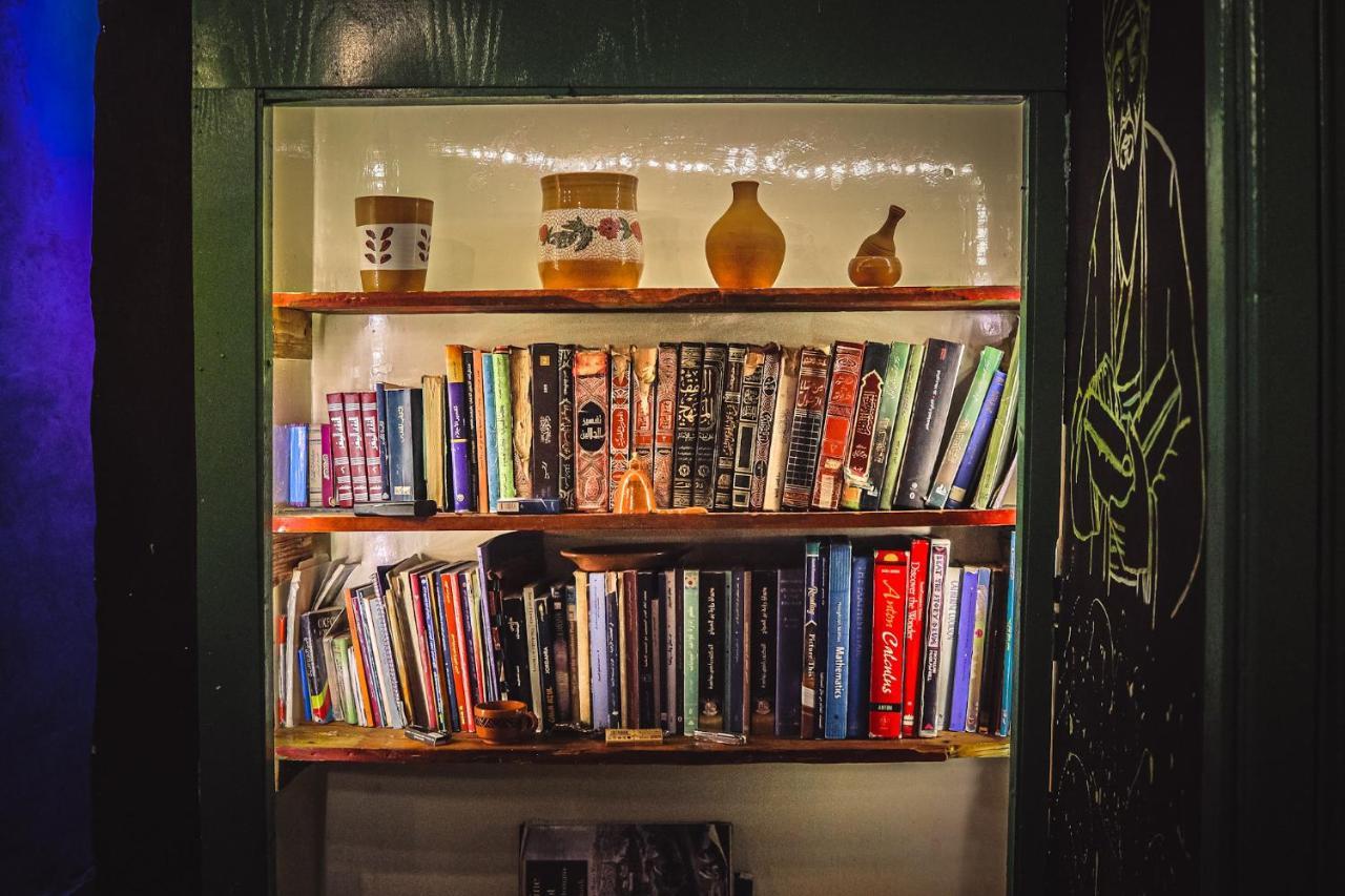 Petra Pottery Hostel ワディ・ムーサ エクステリア 写真
