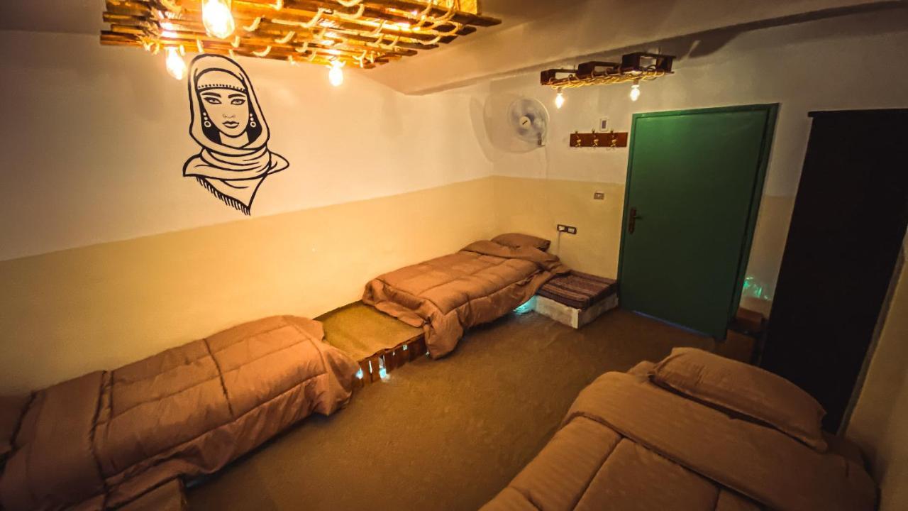 Petra Pottery Hostel ワディ・ムーサ エクステリア 写真