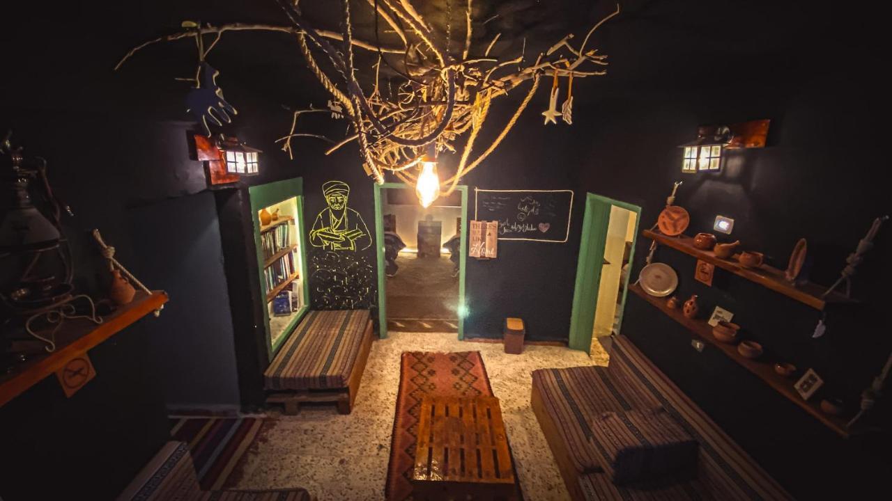 Petra Pottery Hostel ワディ・ムーサ エクステリア 写真