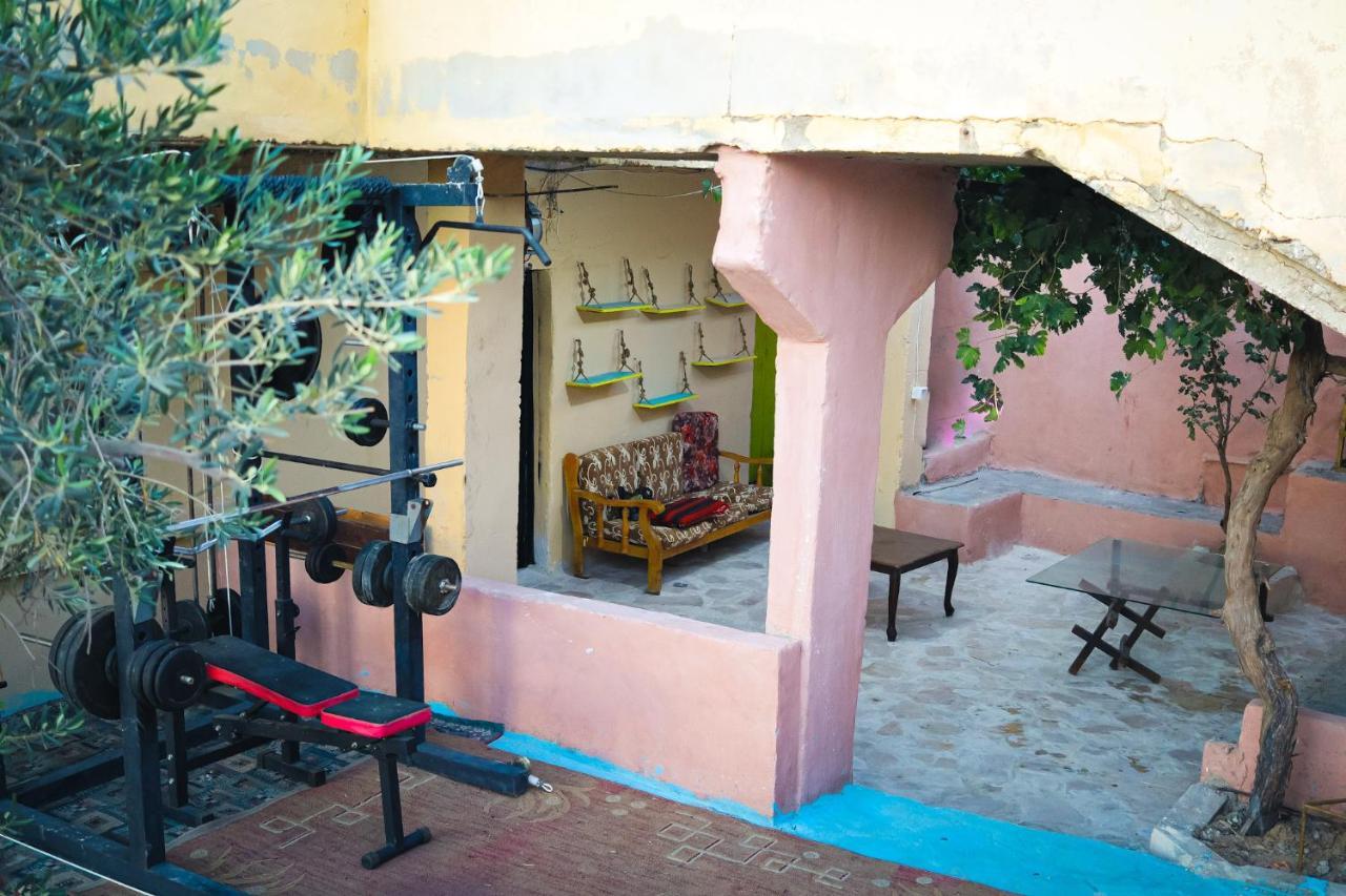 Petra Pottery Hostel ワディ・ムーサ エクステリア 写真