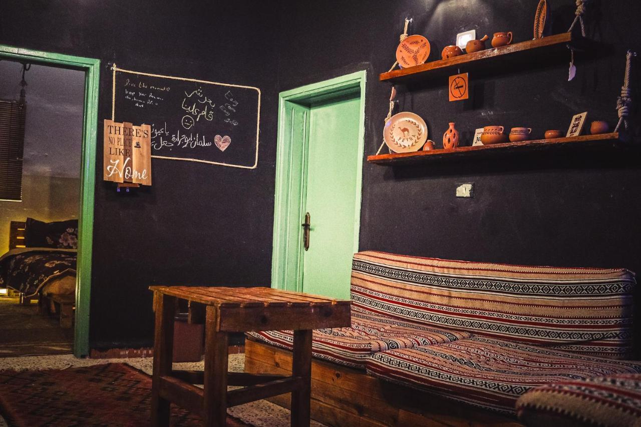 Petra Pottery Hostel ワディ・ムーサ エクステリア 写真
